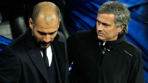 pep-guardiola-jose-mourinho-manchester.jpg